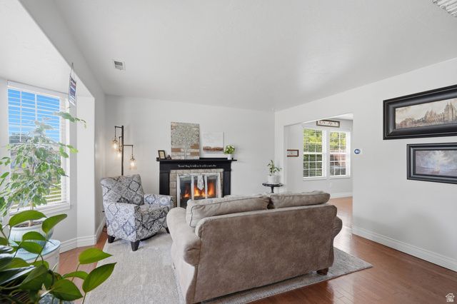 588 W 2125 N, West Bountiful, UT 84087