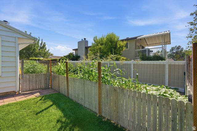 588 W 2125 N, West Bountiful, UT 84087