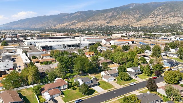 588 W 2125 N, West Bountiful, UT 84087