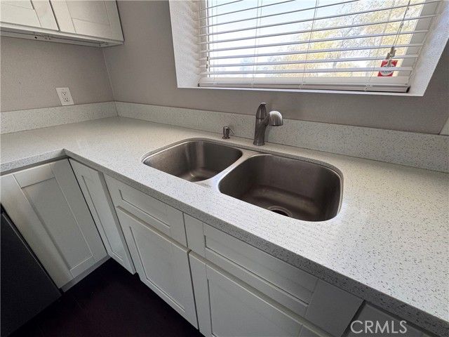 19955 Shoshonee Road, Apple Valley, CA 92307