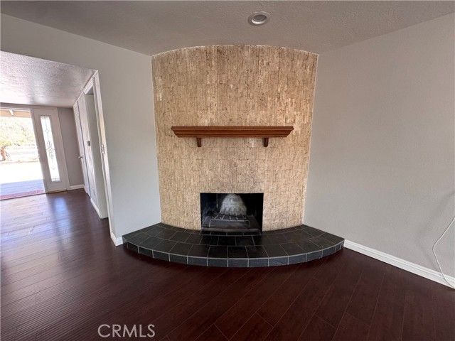 19955 Shoshonee Road, Apple Valley, CA 92307