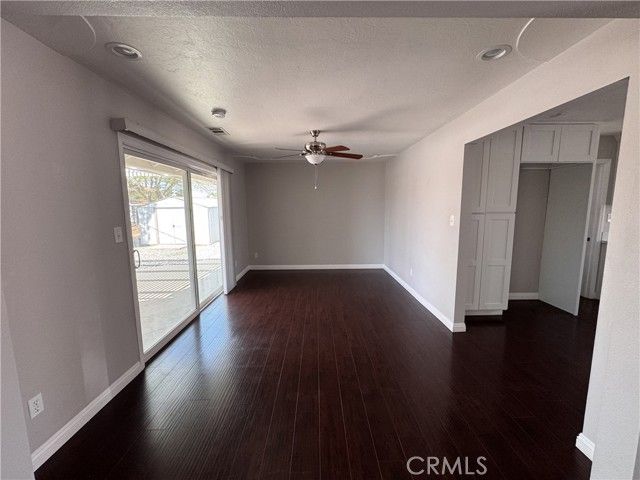 19955 Shoshonee Road, Apple Valley, CA 92307