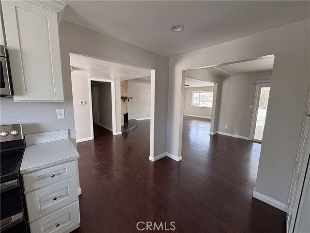 19955 Shoshonee Road, Apple Valley, CA 92307