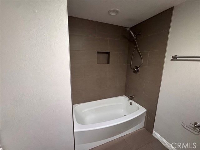 19955 Shoshonee Road, Apple Valley, CA 92307