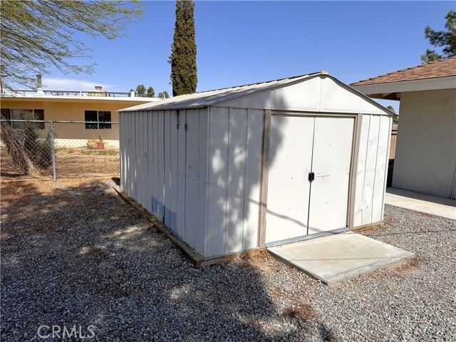 19955 Shoshonee Road, Apple Valley, CA 92307