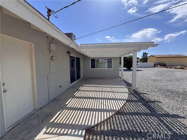 19955 Shoshonee Road, Apple Valley, CA 92307