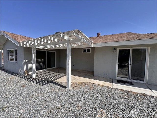 19955 Shoshonee Road, Apple Valley, CA 92307
