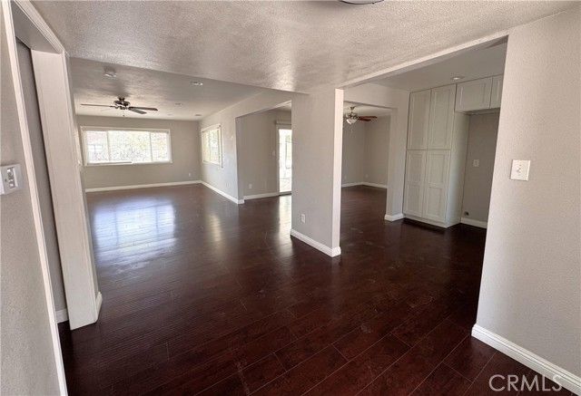 19955 Shoshonee Road, Apple Valley, CA 92307