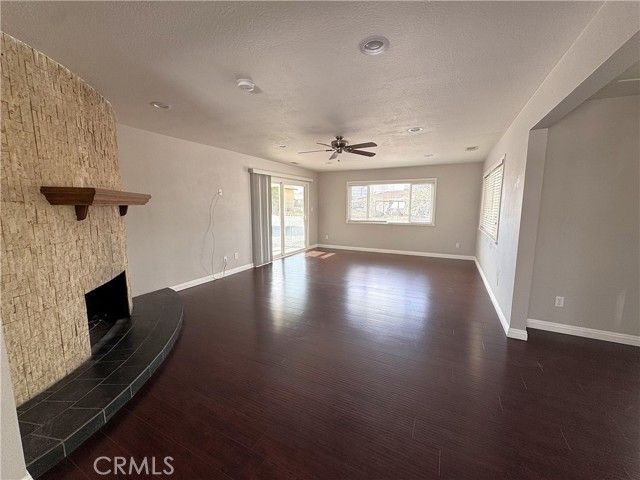 19955 Shoshonee Road, Apple Valley, CA 92307