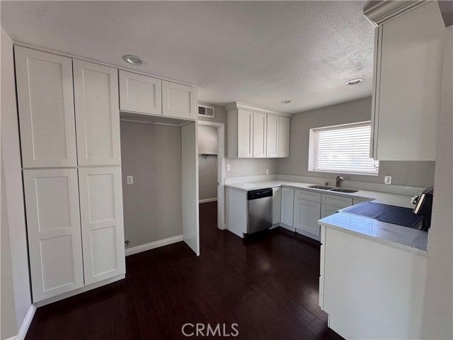 19955 Shoshonee Road, Apple Valley, CA 92307