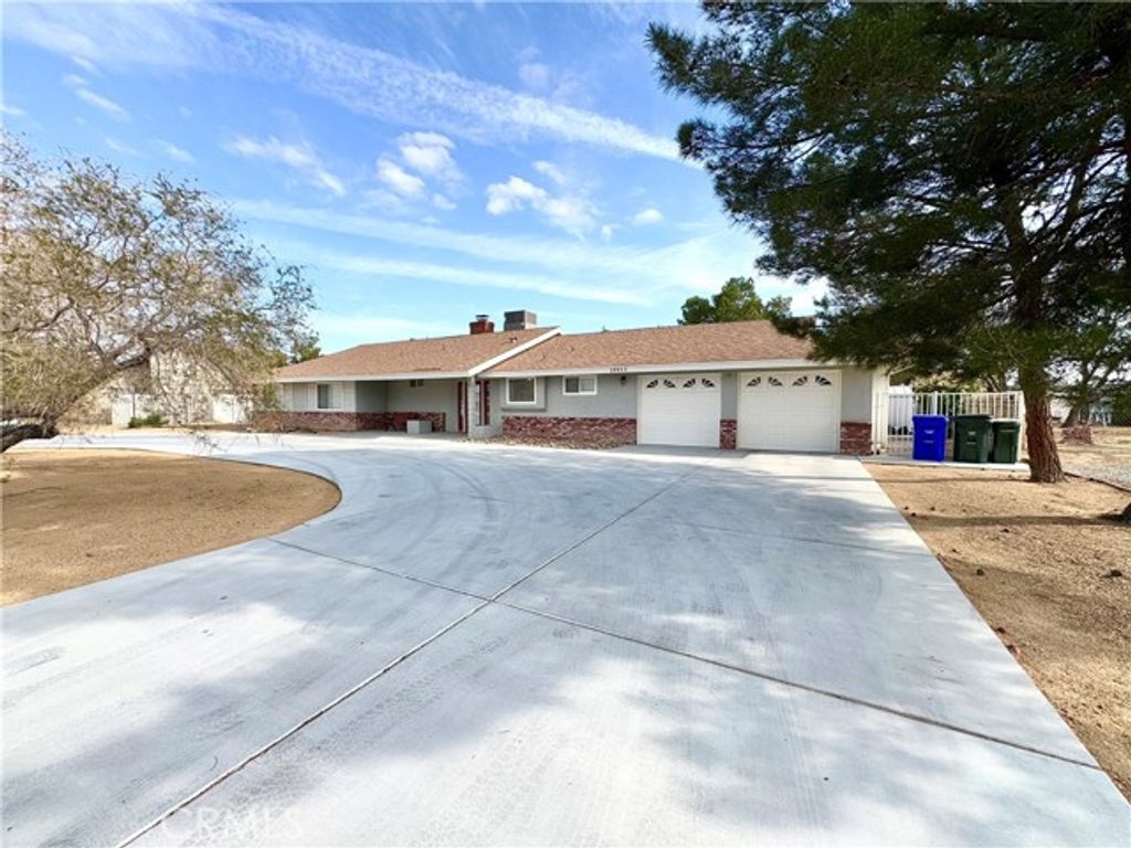 19955 Shoshonee Road, Apple Valley, CA 92307