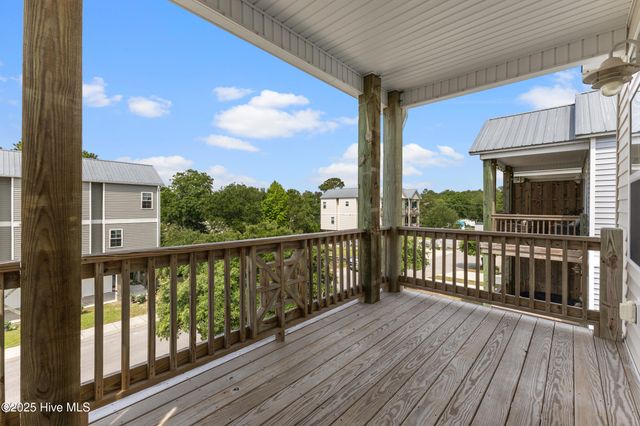 208a Bridgeview Court, Surf City, NC 28445