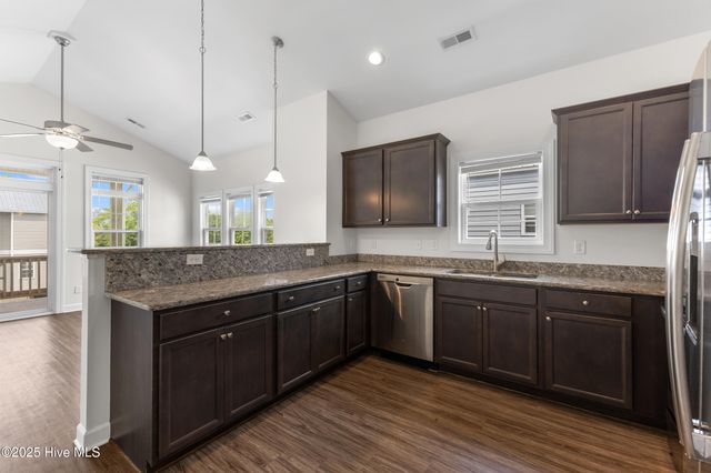 208a Bridgeview Court, Surf City, NC 28445
