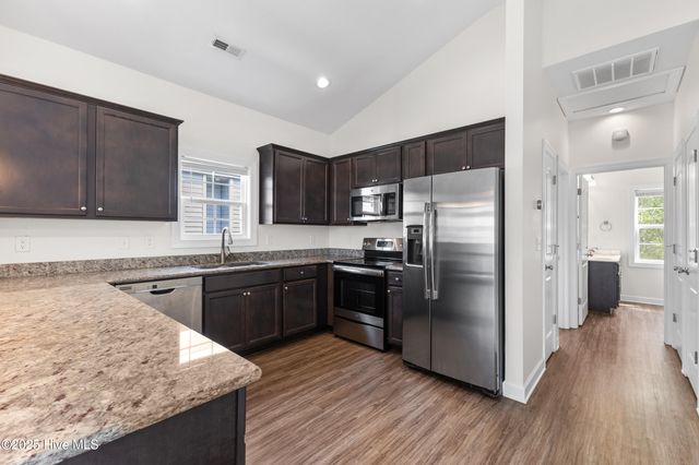 208a Bridgeview Court, Surf City, NC 28445