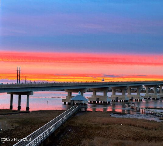 208a Bridgeview Court, Surf City, NC 28445