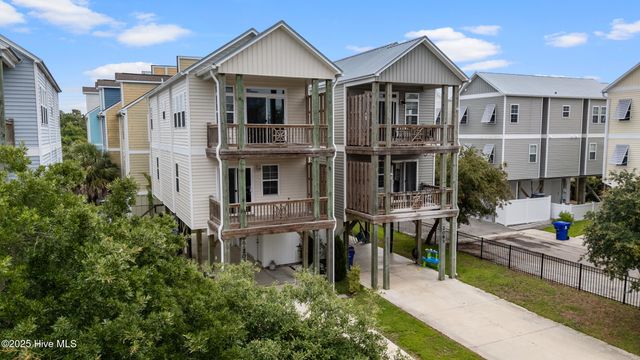 208a Bridgeview Court, Surf City, NC 28445
