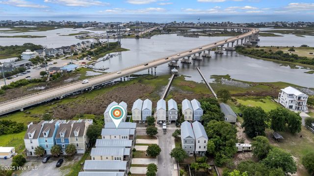 208a Bridgeview Court, Surf City, NC 28445