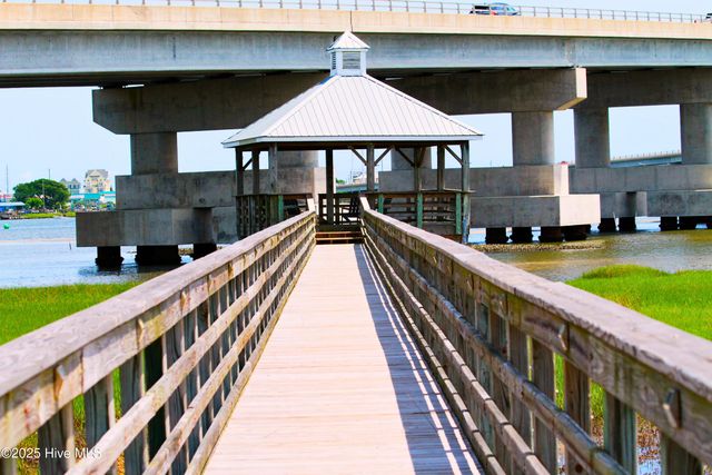 208a Bridgeview Court, Surf City, NC 28445