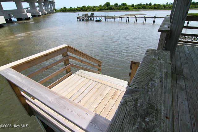 208a Bridgeview Court, Surf City, NC 28445