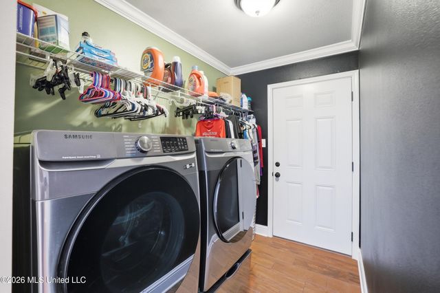 10304 Lake Forest Drive, Ocean Springs, MS 39565