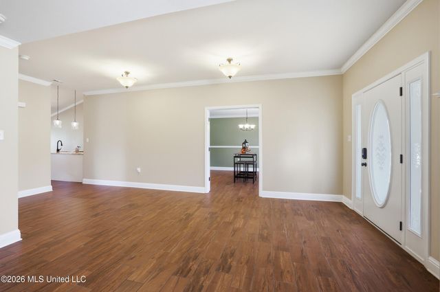 10304 Lake Forest Drive, Ocean Springs, MS 39565