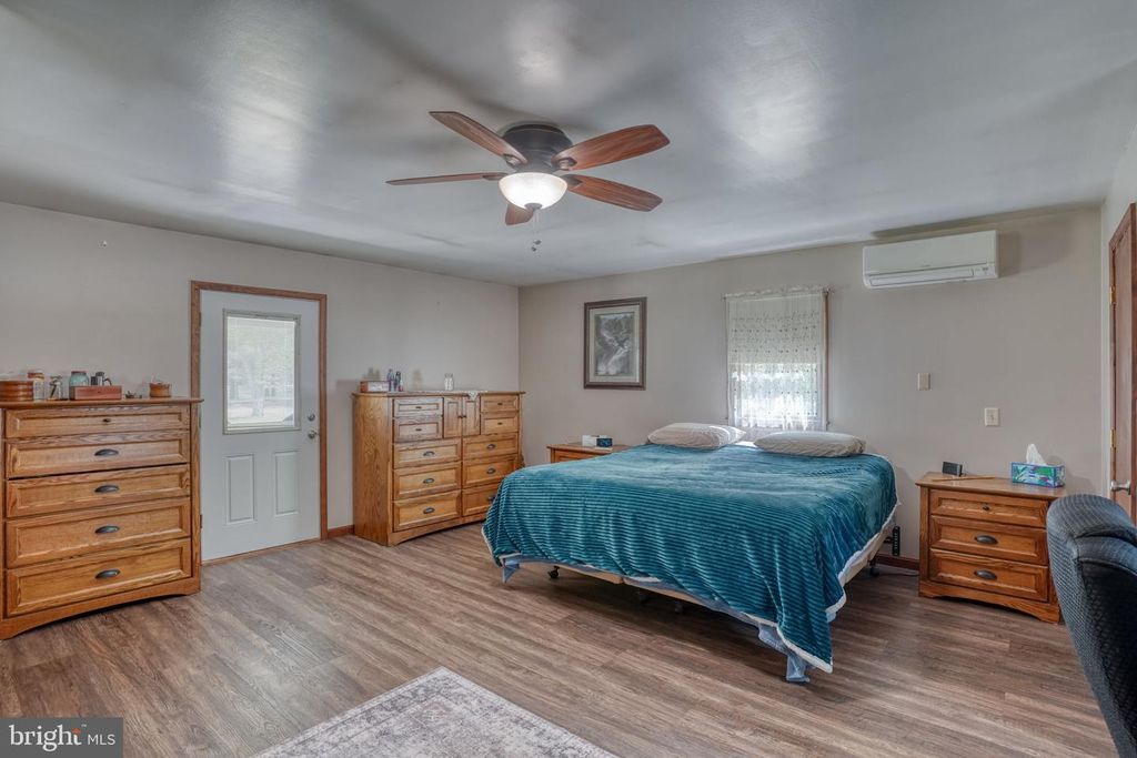 Image 26 of property listing at 12484 GREENSBORO RD, Greensboro, MD 21639