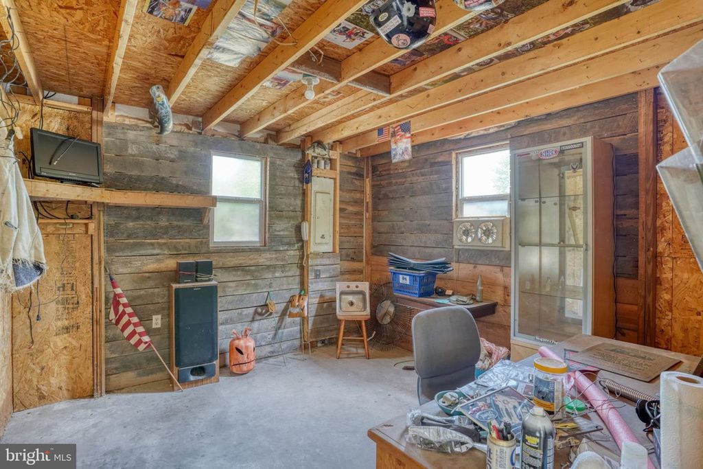 Image 46 of property listing at 12484 GREENSBORO RD, Greensboro, MD 21639