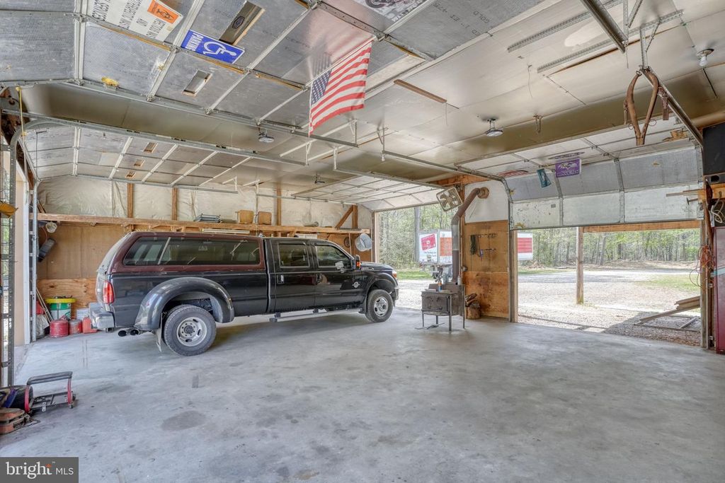 Image 50 of property listing at 12484 GREENSBORO RD, Greensboro, MD 21639