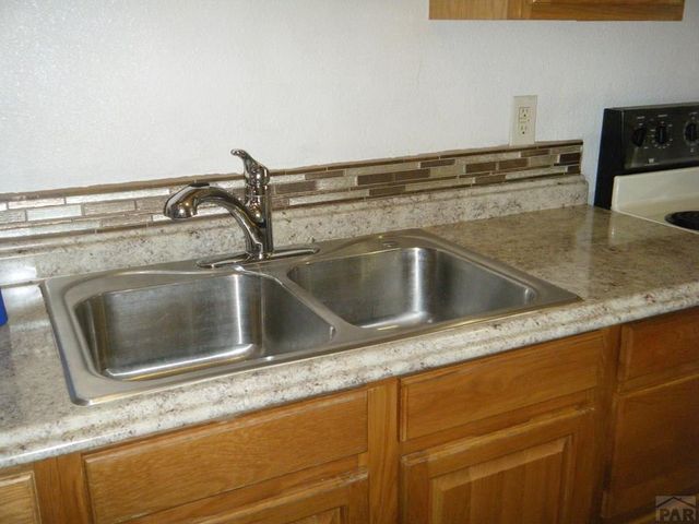 806 E 3rd St, Pueblo, CO 81001