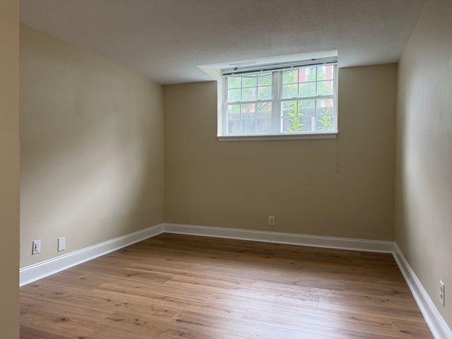 140 Lake Shore Rd 2B, Boston, MA 02135