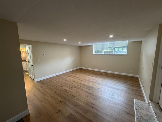 140 Lake Shore Rd 2B, Boston, MA 02135