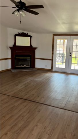 109 T A Carroll Avenue, Corsicana, TX 75110