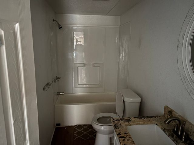 109 T A Carroll Avenue, Corsicana, TX 75110