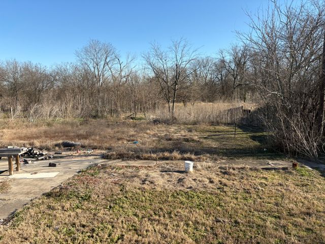 109 T A Carroll Avenue, Corsicana, TX 75110