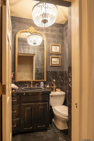 7868 Highland Rd, Baton Rouge, LA 70808