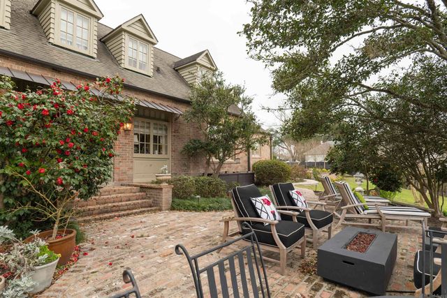 7868 Highland Rd, Baton Rouge, LA 70808