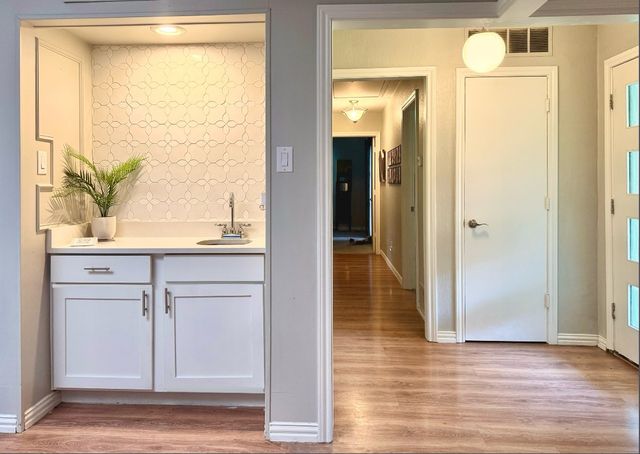 2062 Arbor Creek Drive A, Carrollton, TX 75010