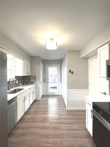 2062 Arbor Creek Drive A, Carrollton, TX 75010