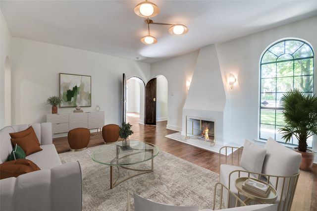 2010 Mayflower Drive, Dallas, TX 75208
