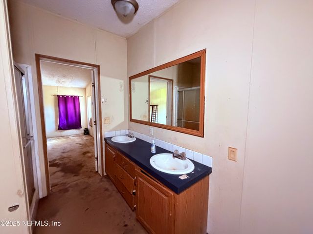 167 PEPPERMINT Avenue, Middleburg, FL 32068