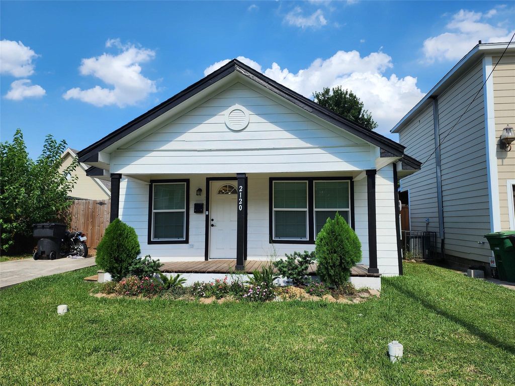 2120 Yates Street, Houston, TX 77020