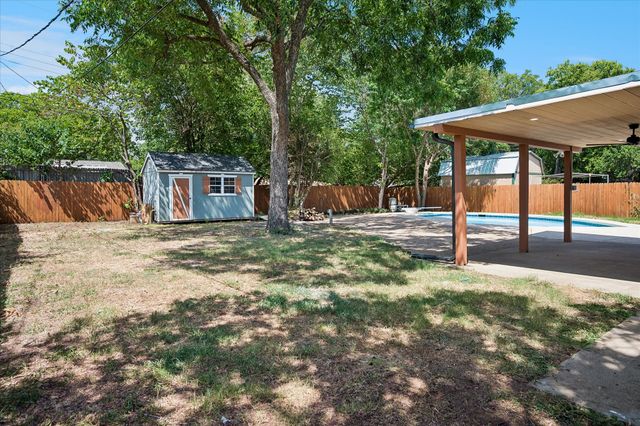 6729 Marilyn Lane, North Richland Hills, TX 76180