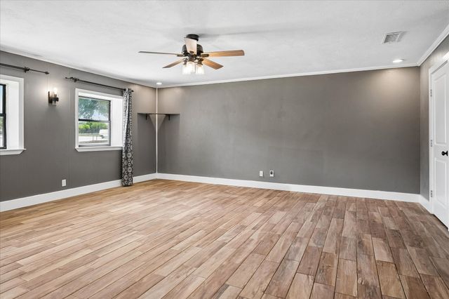 6729 Marilyn Lane, North Richland Hills, TX 76180
