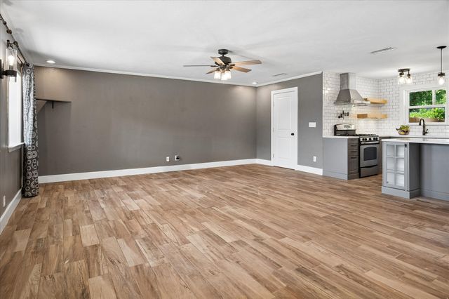 6729 Marilyn Lane, North Richland Hills, TX 76180