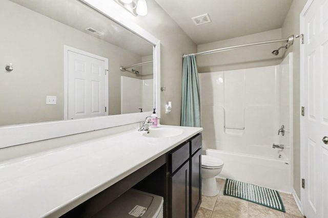 7682 E 111th Place, Crown Point, IN 46307