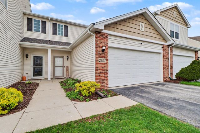 7682 E 111th Place, Crown Point, IN 46307