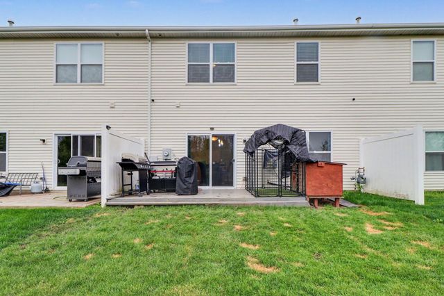 7682 E 111th Place, Crown Point, IN 46307