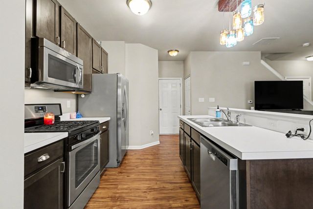 7682 E 111th Place, Crown Point, IN 46307