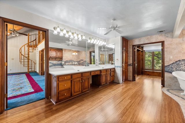 2520 Norwood Drive, Hurst, TX 76054