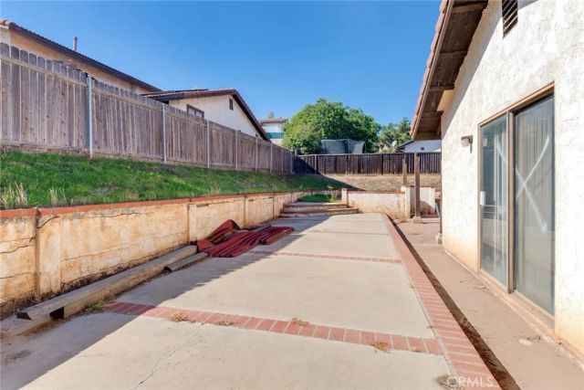 6568 Avenida Mariposa, Jurupa Valley, CA 92509